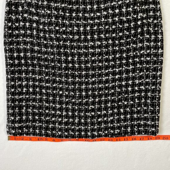Halogen Tweed Pencil Skirt Classic Black White Knee Length Lined Size 8 - Picture 9 of 13